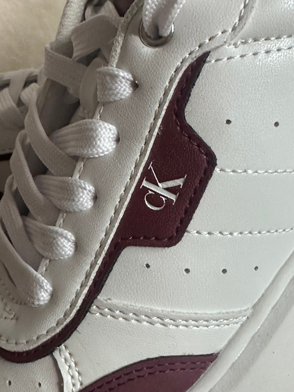 Tenis Calvin Klein para Mujer.