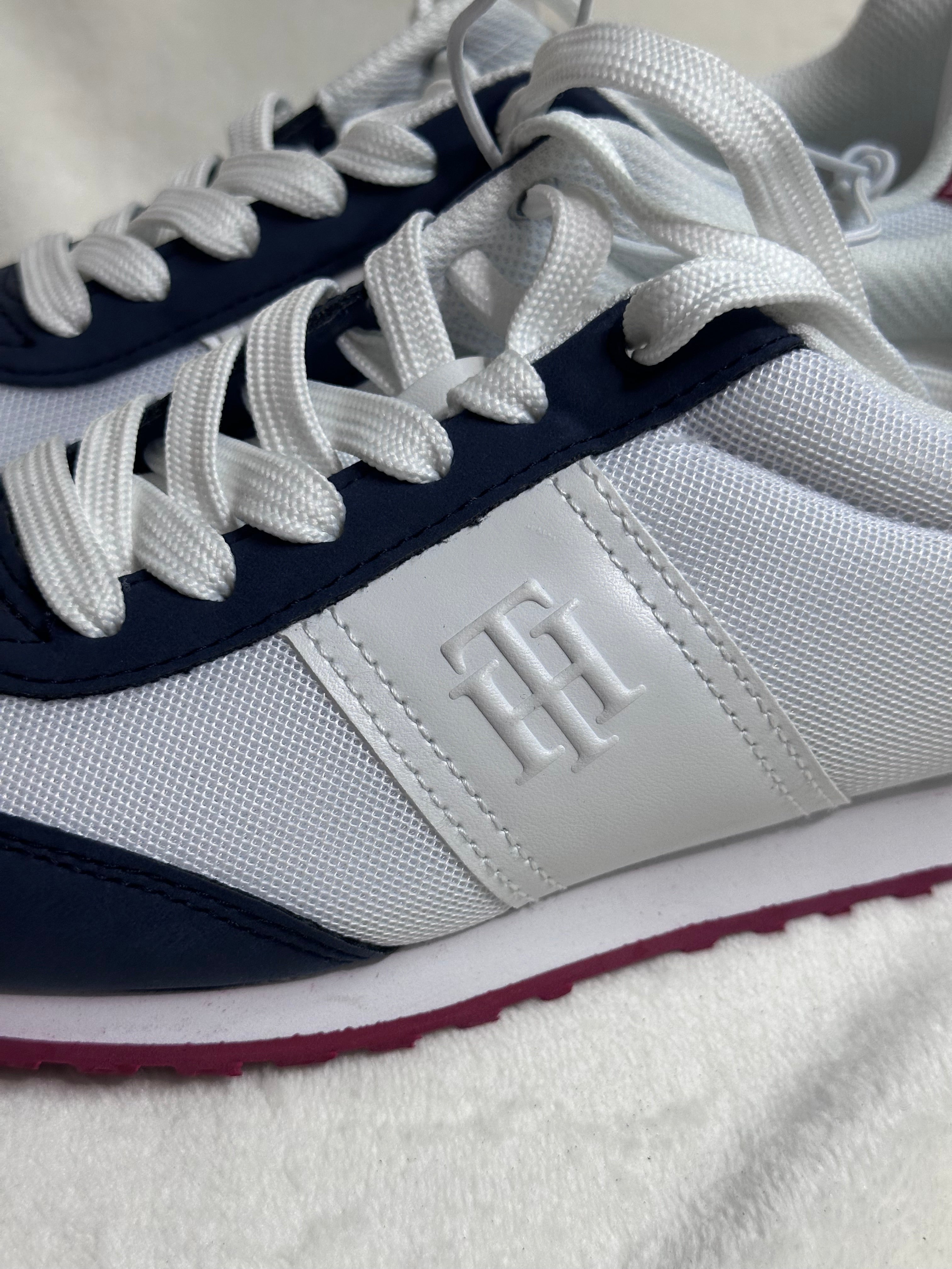 Tenis Tommy Hilfiger Rojo, Blanco y Azul para Mujer 🇺🇸