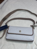 Bolsa TH Convertible Crossbody/Top Handle bag.