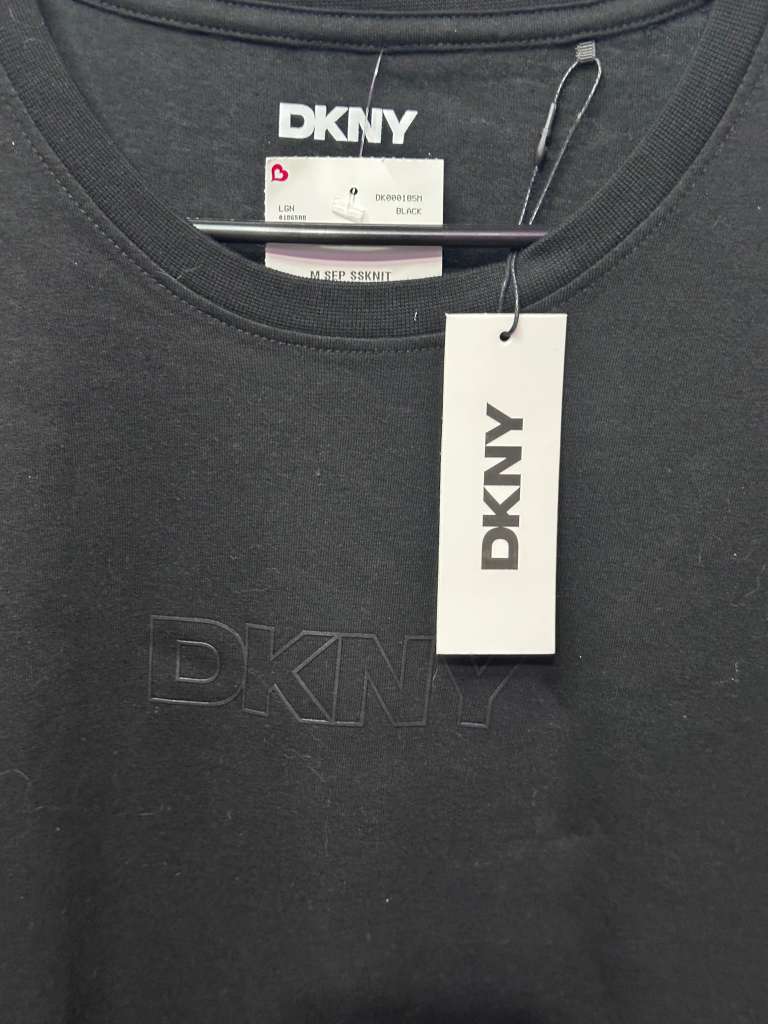 Playera DKNY Negra - Originales