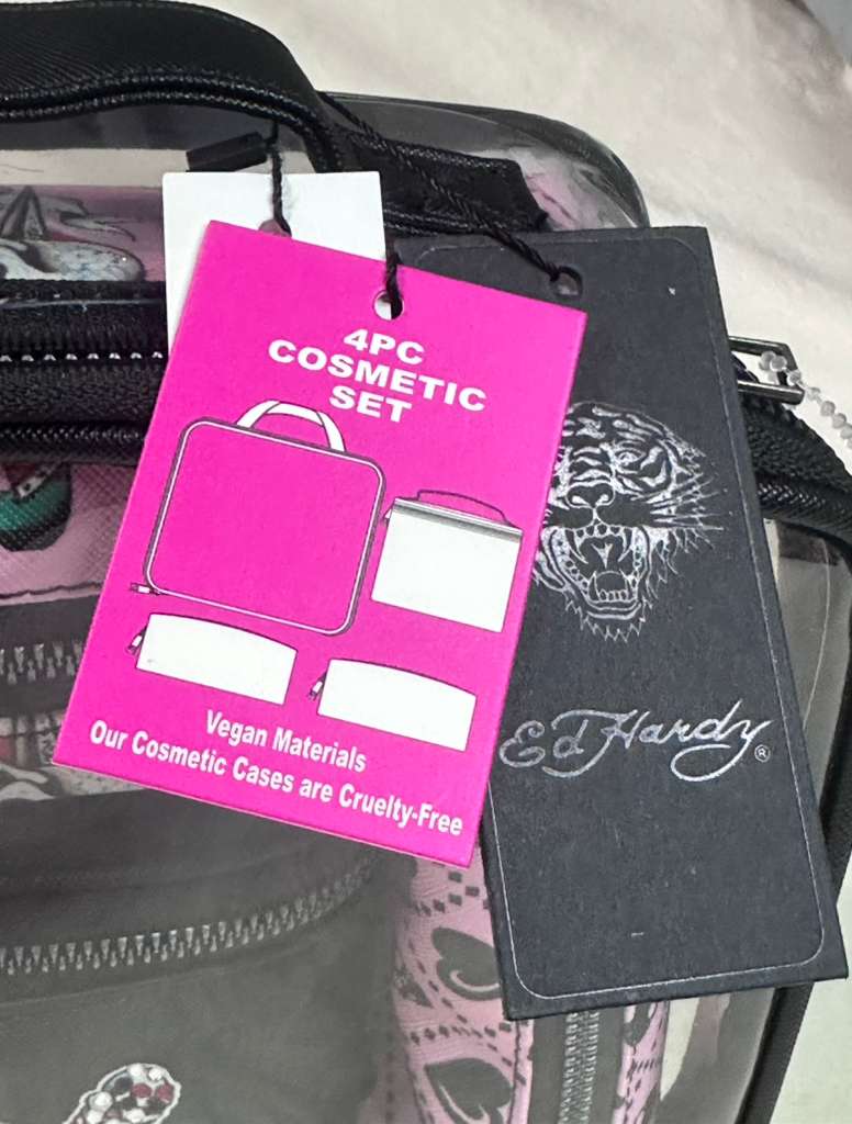 Set de Cosméticos Ed Hardy 4 Piezas Rosa