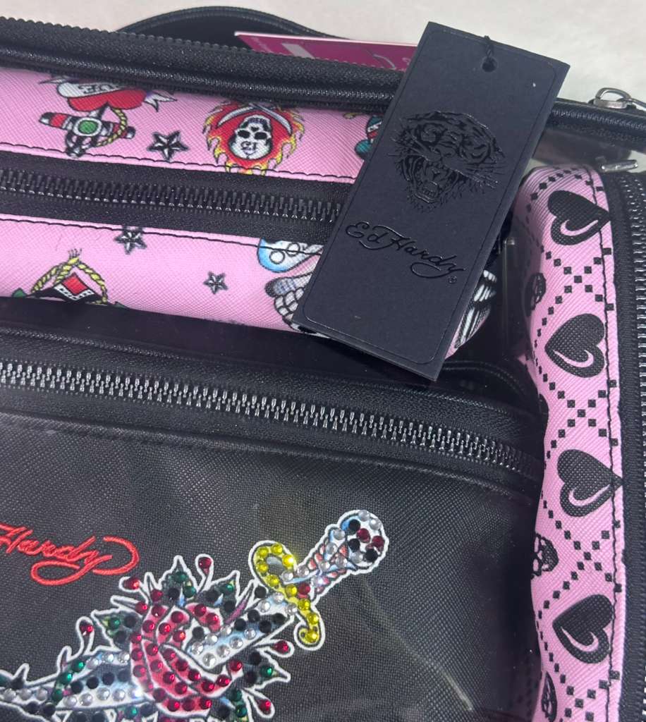 Set de Cosméticos Ed Hardy 4 Piezas Rosa