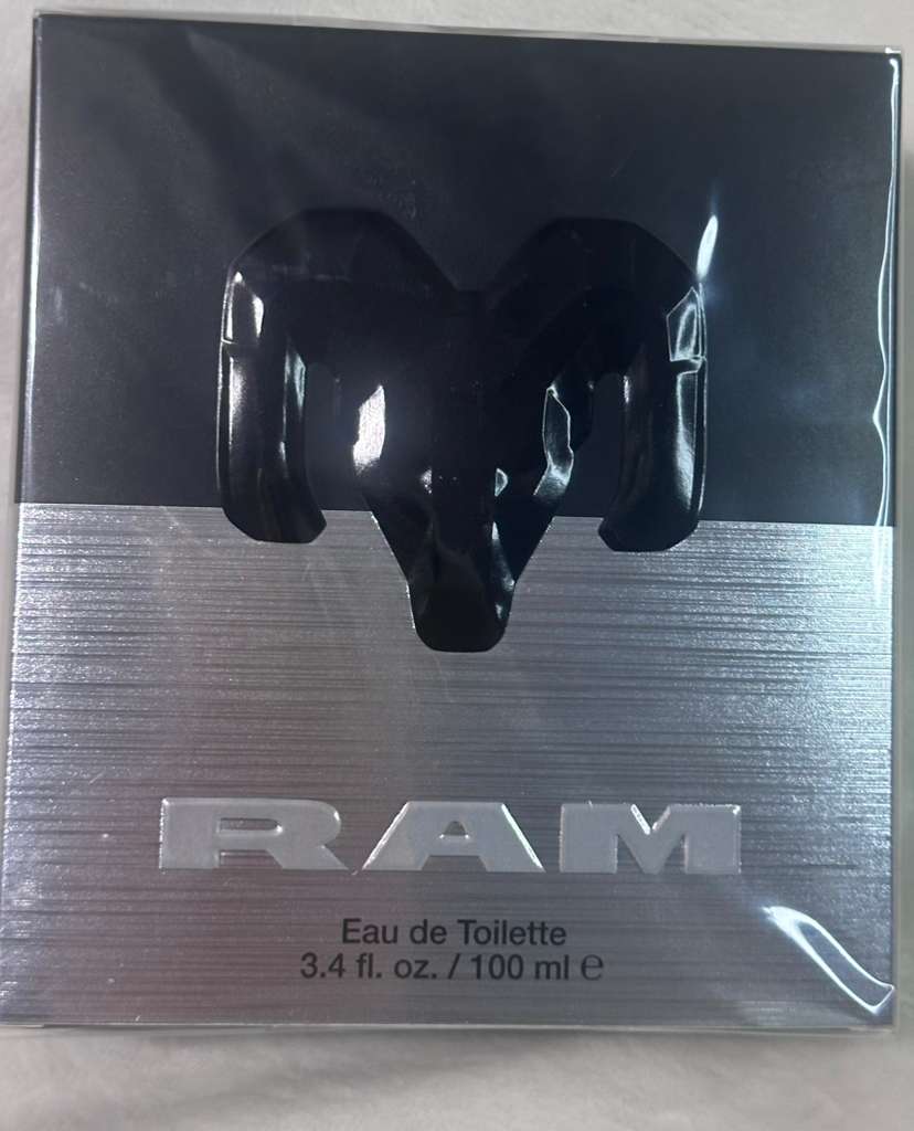 RAM Eau de Toilette Spray 100ml Official Licensed Product - Hombre